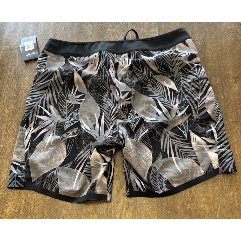 Dakine Men's Black Gray Floral Board Shorts 34 Nahele Print
